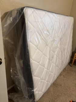 Brand New Queen Mattress ALOE VERA