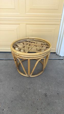 Flower pot stand