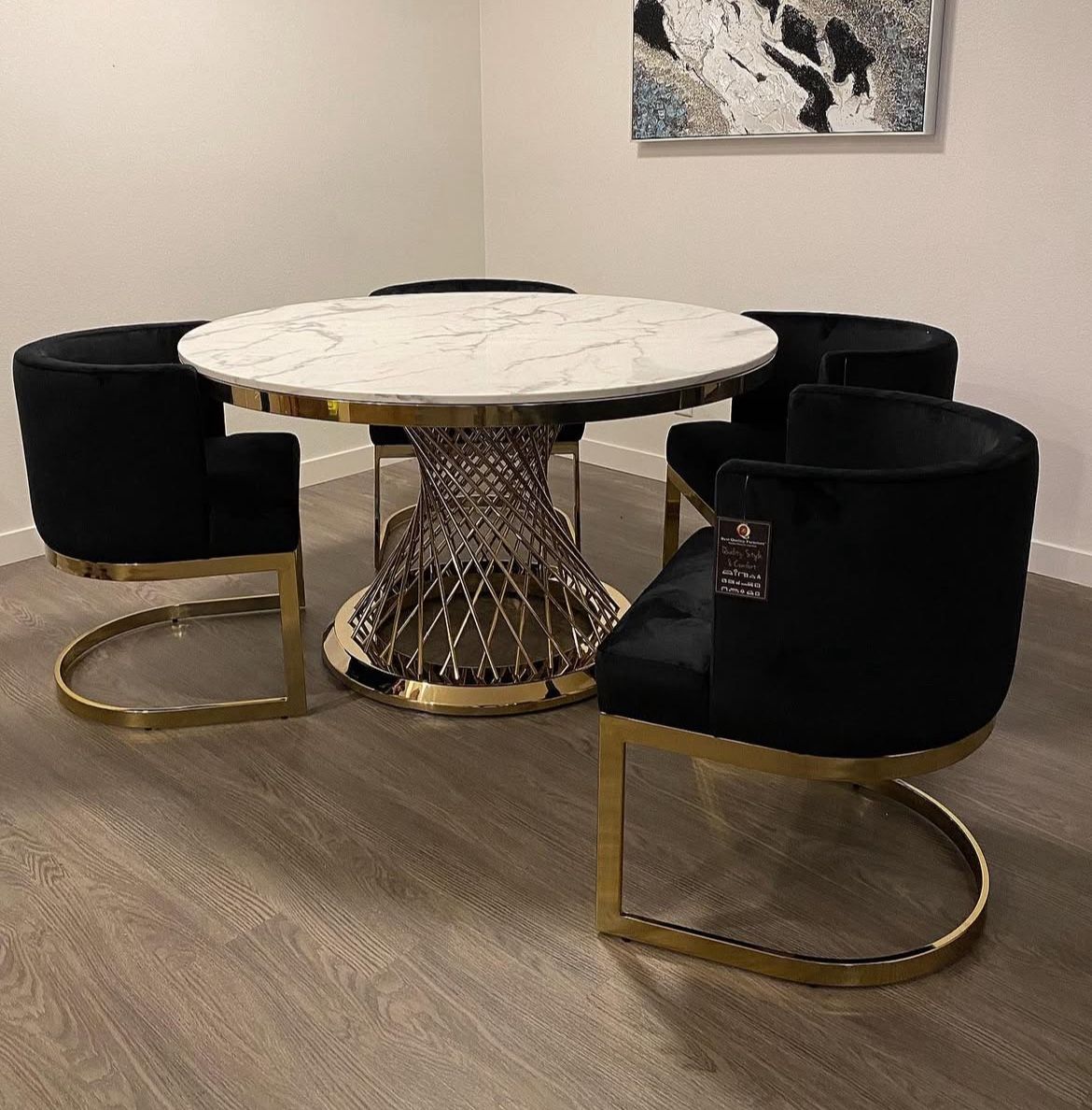 Luxury Black And Gold Chairs , Round Dining Table