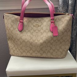 Coach Tote 