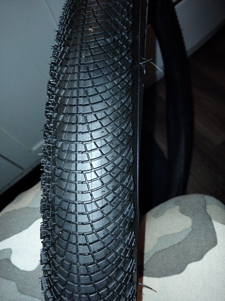 New Victtoria Revolution 27.5x2.0 Tire.