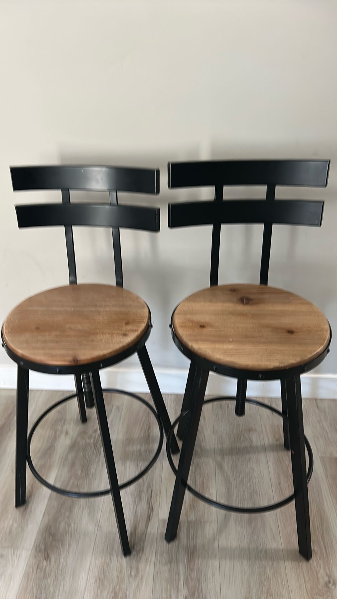 Bar Stools 