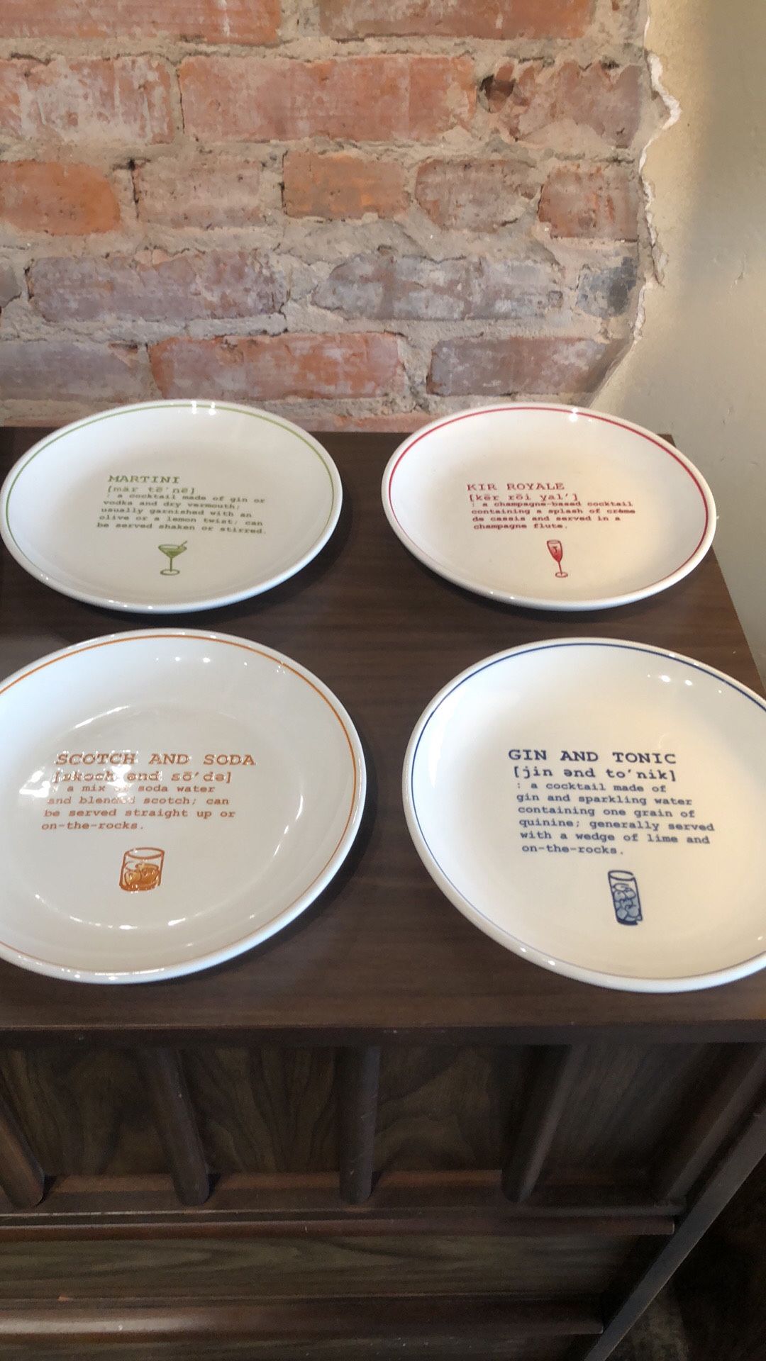 Pottery Barn Cocktail Plates Set Of 4