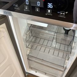 Whirlpool Refrigerator 