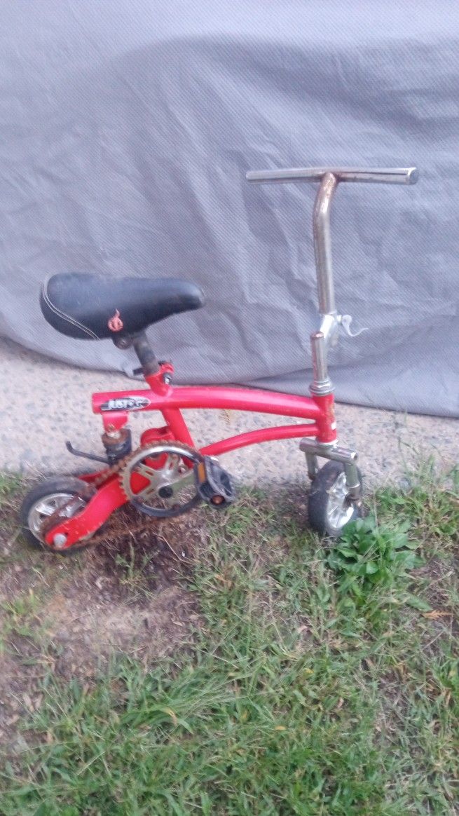 Runt Bike In Fair Condition Works