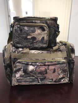 Realtree Camo duffle bag and cooler bag