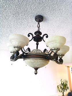 Se Vende Lámpara Cuadros Juego Mueble Retratos Fotos