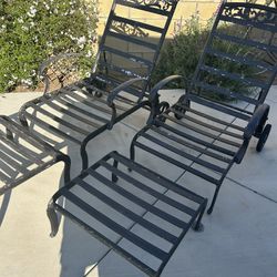 Metal Chase Lounge Chairs 