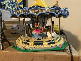 LEGO  Carousel 10257 100% Complete with Instructions 
