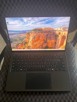 Microsoft surface laptop 7th Business Edition
