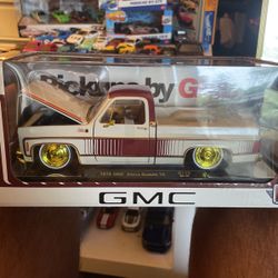 M2 Machines 1976 GMC Sierra Grande 15 CHASE