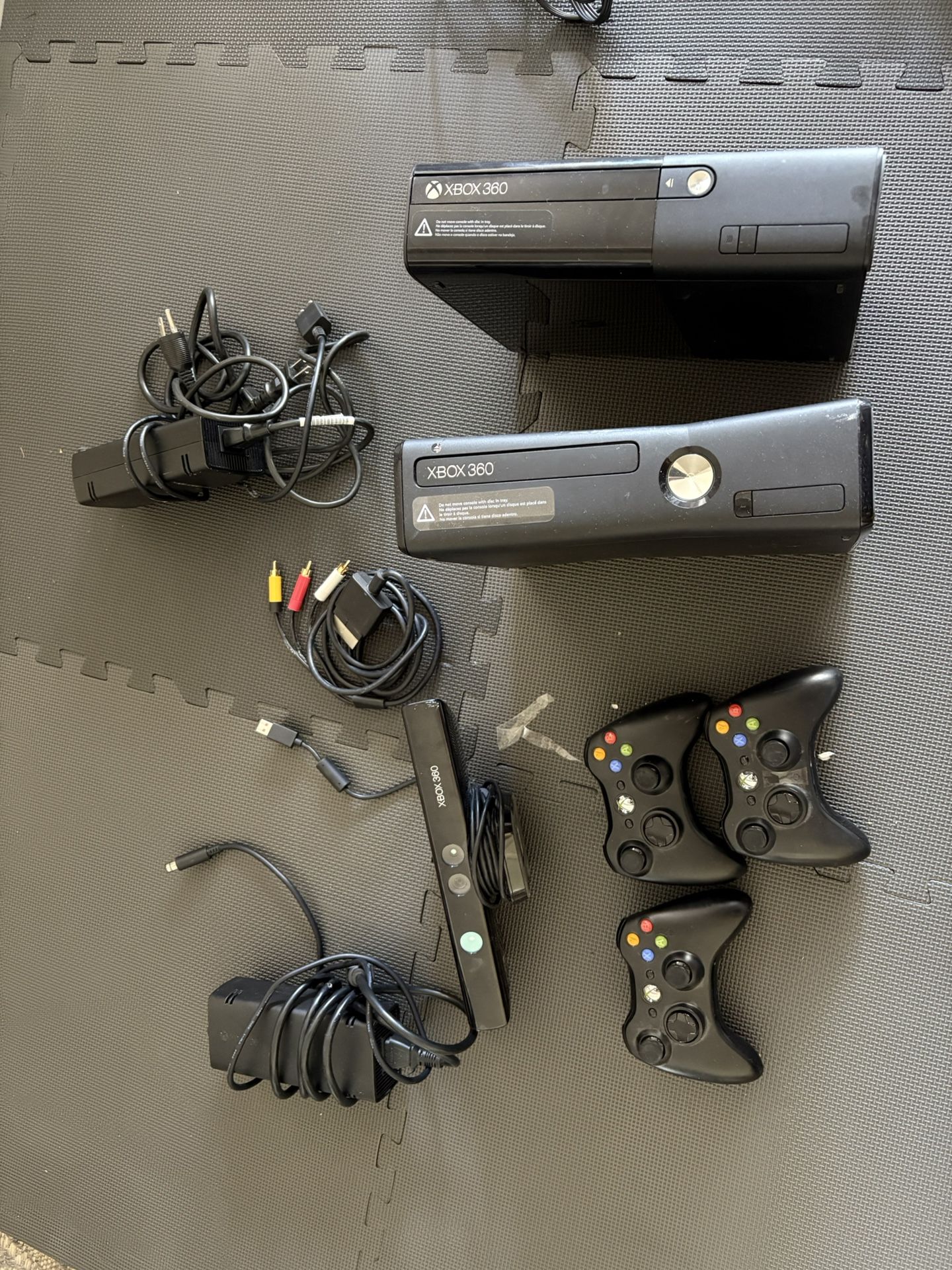 2 Xbox 360 And Games, 3 Controllers W/ Kinnect