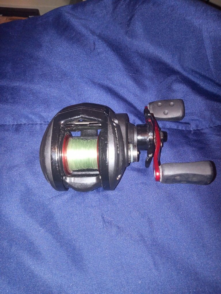 Black Max Bait Caster