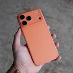 Apple iPhone 17 pro orange