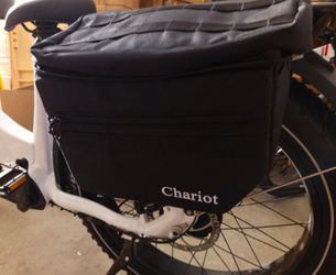 Waterproof Rear Rack Bag

Black, 600D PVC Fabric, Easy Install, Smooth Zipper,  Storage Pockets, Ideal for Commute/Grocery/Travel