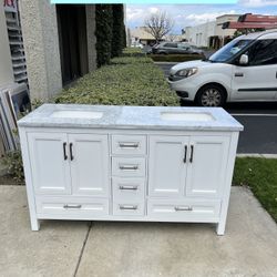 60”white double sink bathroom vanity with carrara white marble stone top