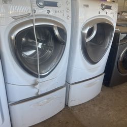 GE Washer And Gas Dryer 