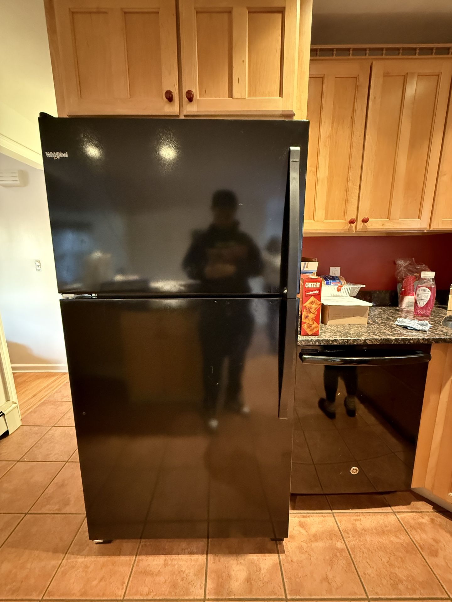 32 Inch Refrigerator