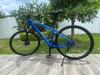 Trek Dual Sport 1 Hybrid Bike – Medium 17.5” – 21 Speed