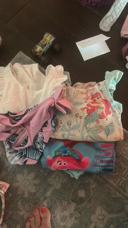 Girls 2T-3T swimsuits