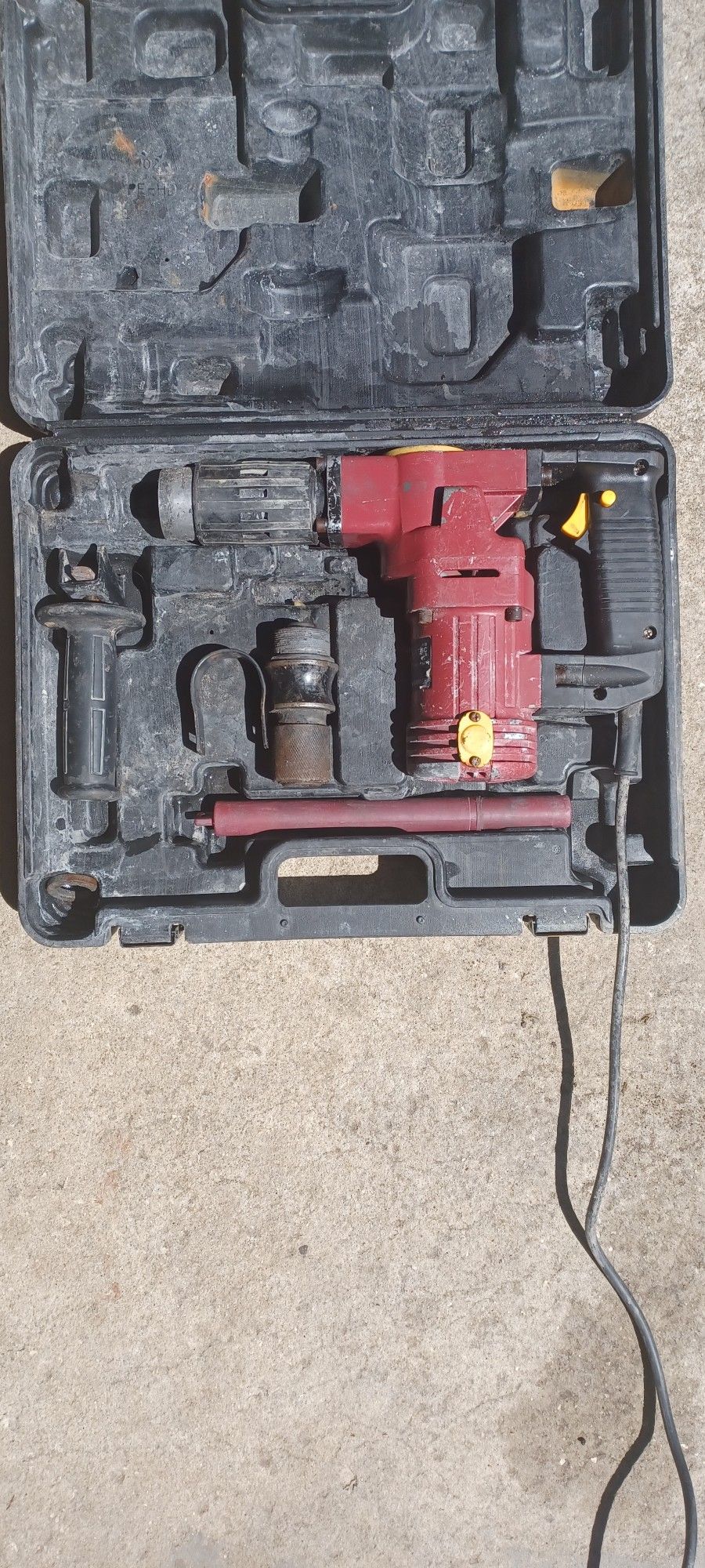 Demolition hammer