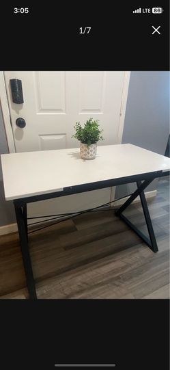 ART DESK
