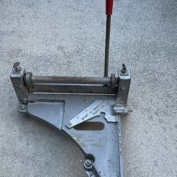  Tile cutter