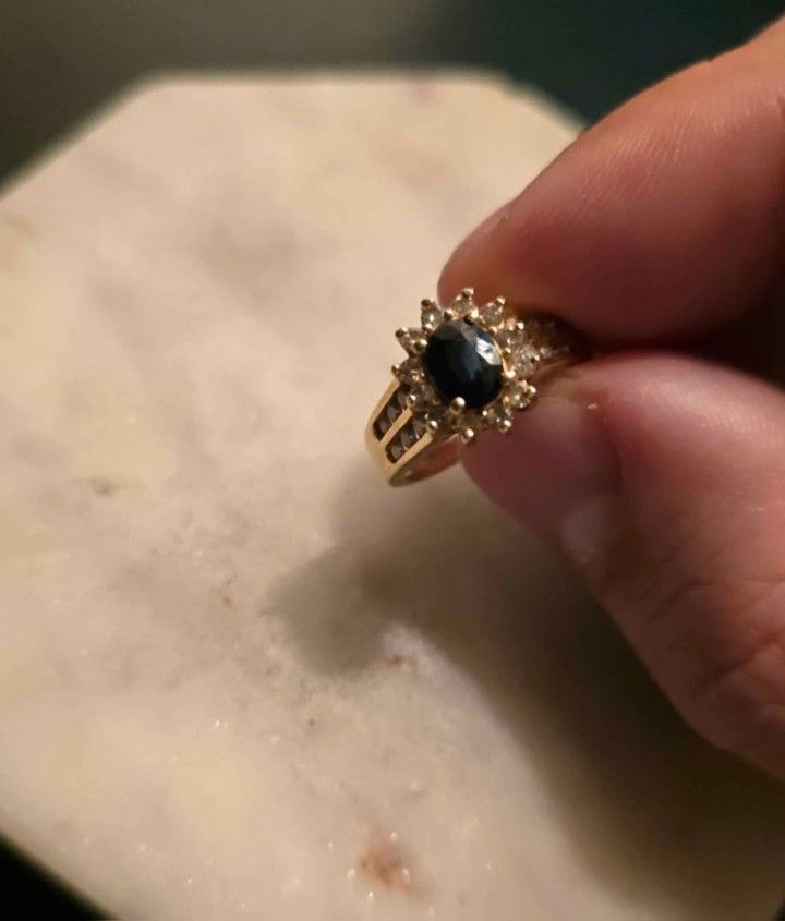 14K Gold Diamond Sapphire Ring