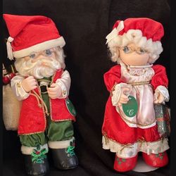 Precious Moments Classic 16” Limited Mr & MRS SANTA 🎅🏼 “ULTRA RARE”  Aged from Storage But NEW 