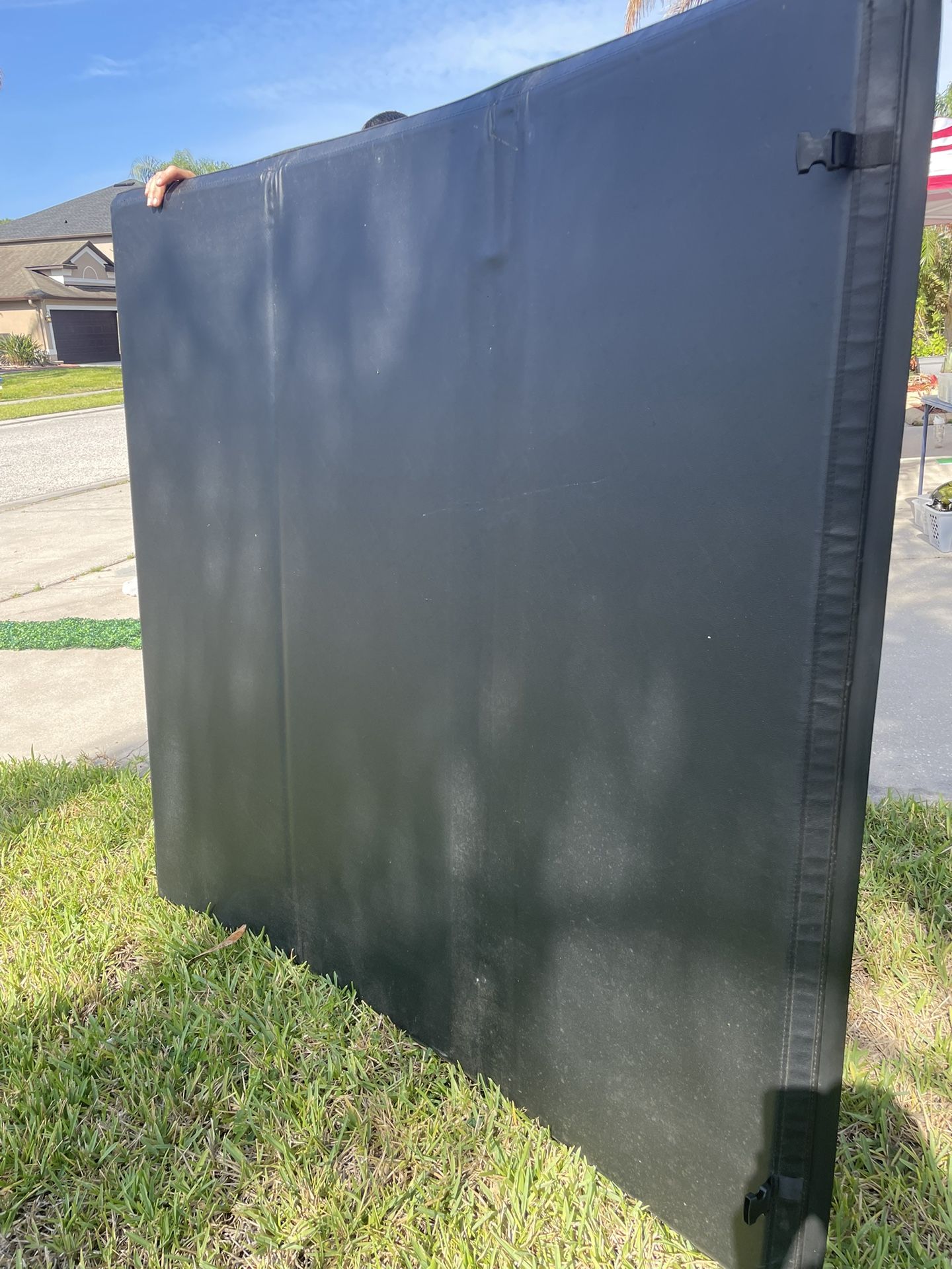 🛻 Toyota Tacoma Short Bed Cover