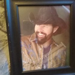 Toby Keith Autographed With Concert Ticket Stub And 2 Guitar Picks