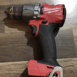 Milwaukee M18 Fuel Hammer Drill