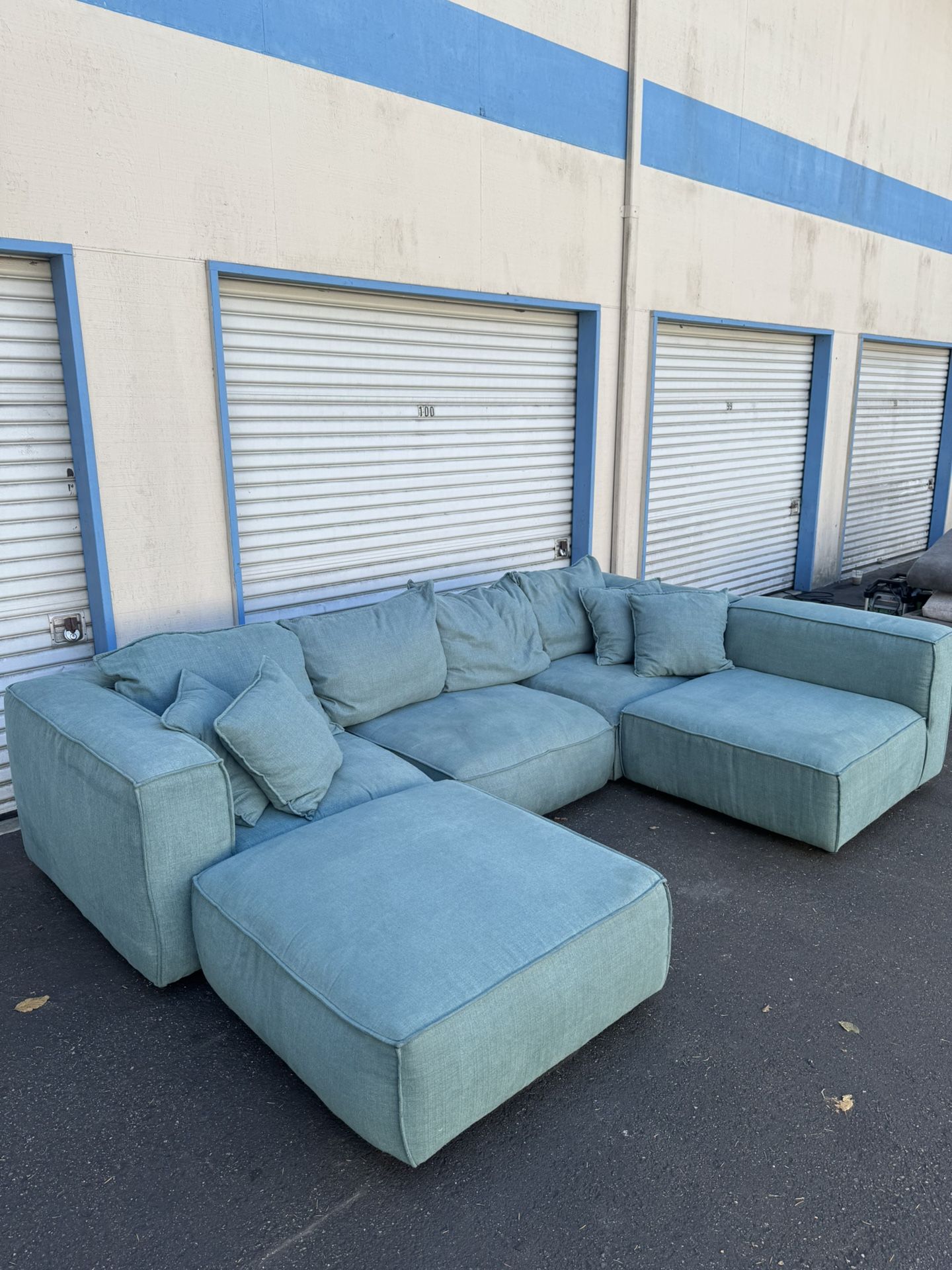 Kasala Tyler Sectional