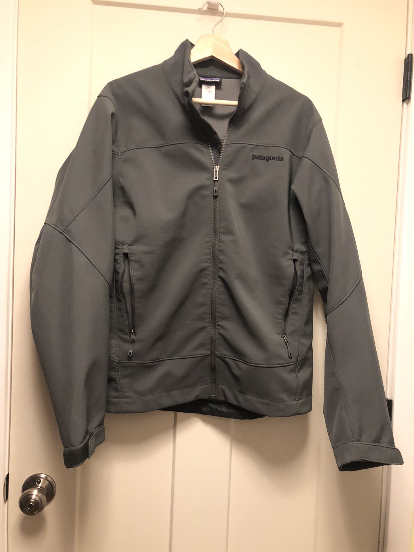 Patagonia Shell Jacket - Men’s Medium