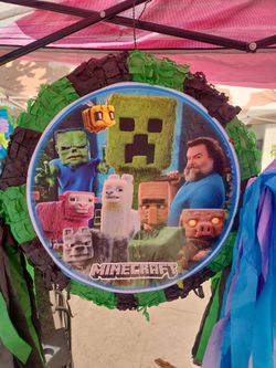 Minecraft round Pinata