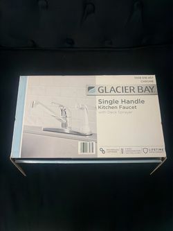 Glacier Bay Single Handle Kitchen Faucet with Deck Sprayer - Chrome (Brand New)