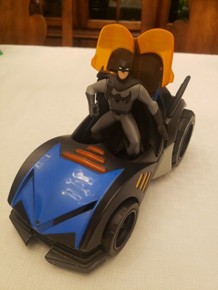 Bat Mobile With Batteries