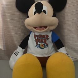 Mickey/Minnie Mouse Plushie Bundle