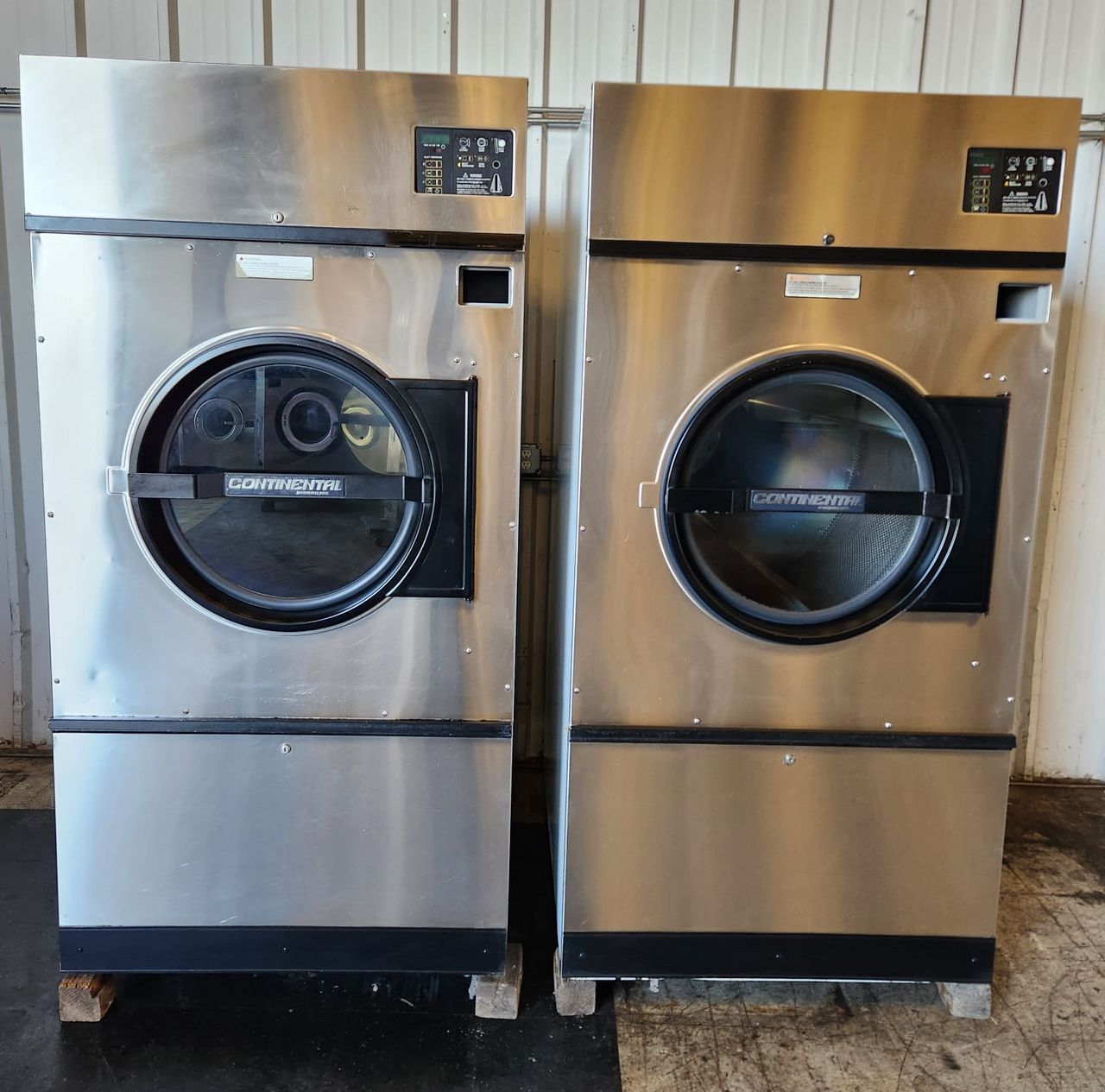 Refurbished Continental Girbau DCTG80KCS-15 80 lb Single Pocket Front Load Dryer