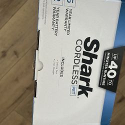 Shark Cordless Pen Vacuum 