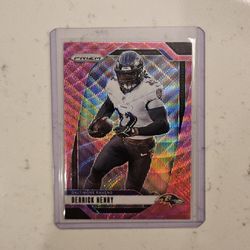 Derrick Henry Prizm Pink Wave Football Card 