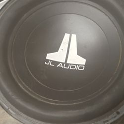 Jl 12" Sub Barely Used Ready To Be Abused