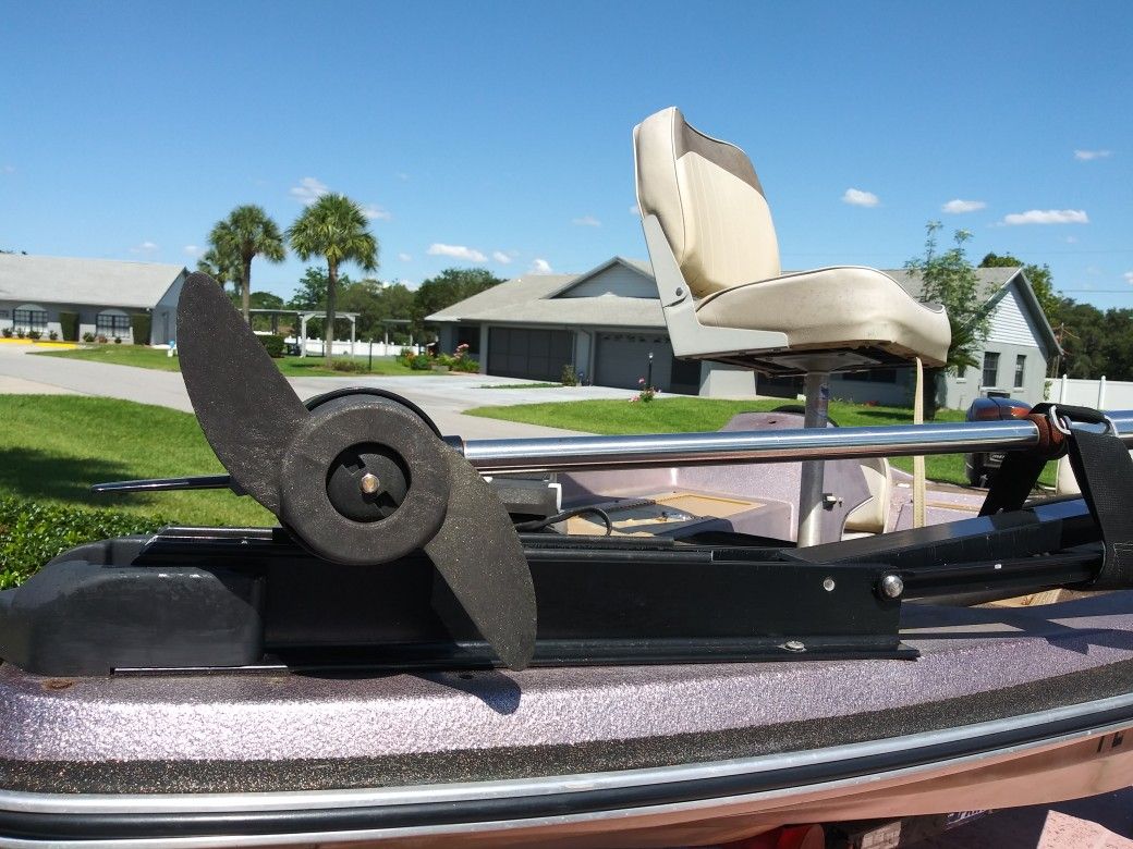 1987 starcraft bass boat for Sale in Frostproof, FL OfferUp
