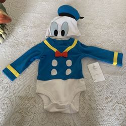   NEW DONALD DUCK BABY COSTUME  BABY SUIT 6-9 MONTHS 