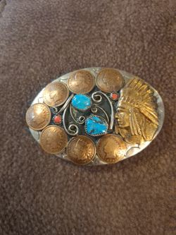 Vintage belt buckle.