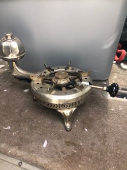 Antique manning bowman stove