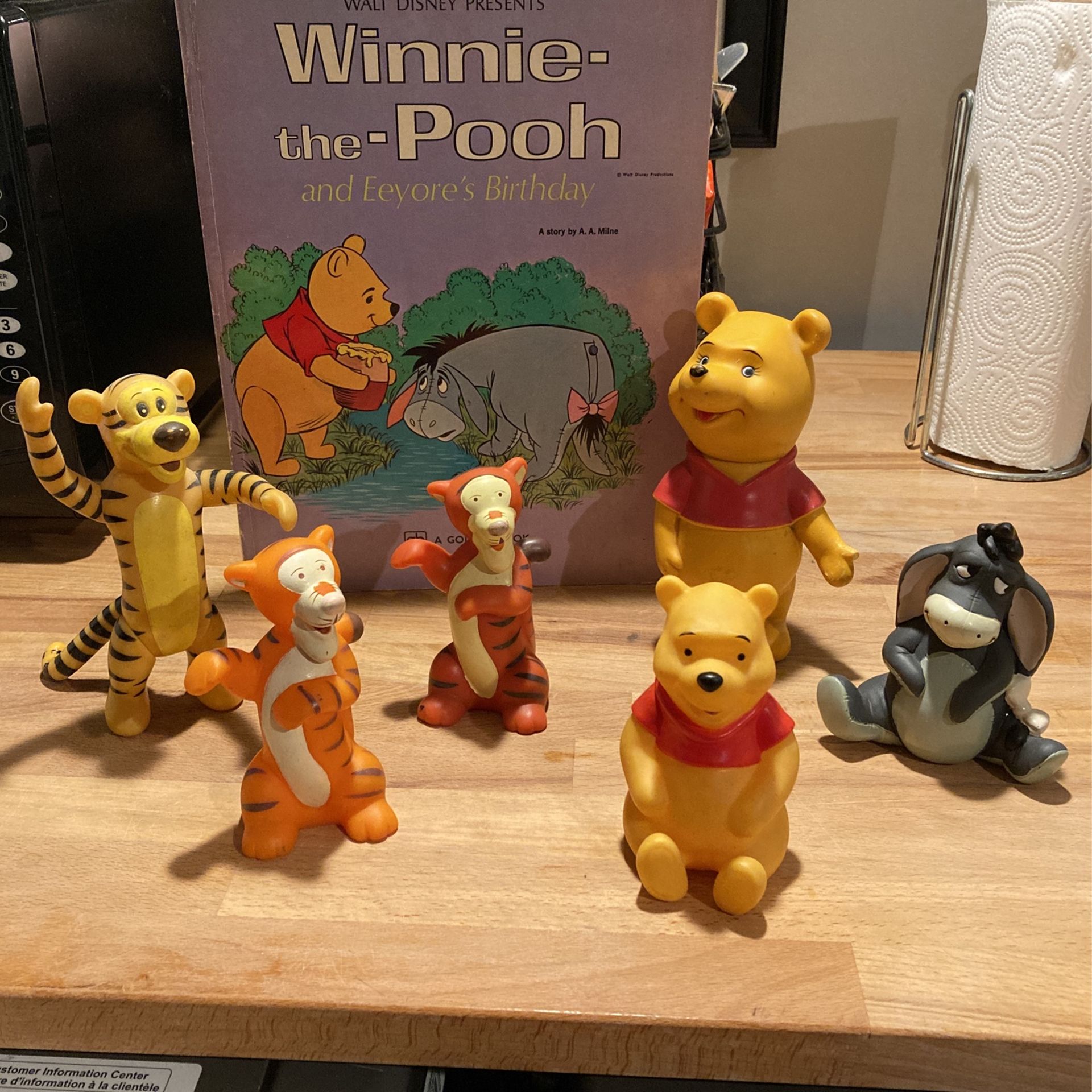 Collector's Winnie the pooh figurines