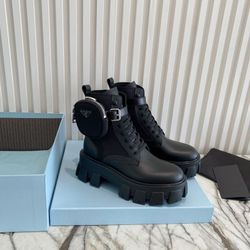 Prad a Boots