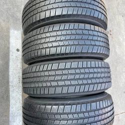 275 70 18 Tires Con 80% De Vida Las 4 De La Marca Michelin 