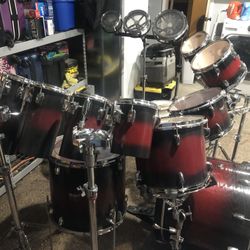 Yamaha Rock tour Drum Kit